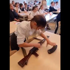 Putin, bambini addestrati alla guerra a scuola in Crimea: i video choc dai media di stato russi