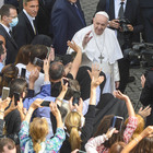 Papa Francesco insiste a non portare la mascherina