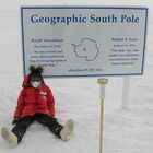 Lavora per un anno al Polo Sud, l'esperienza incredibile: «Doccia per 2 minuti, 24 ore di buio al giorno. Il Natale? Lo celebriamo a luglio»