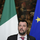 Salvini: «Ong recupera migranti, si scordi un porto in Italia». Ma Conte: sono scioccato per la strage