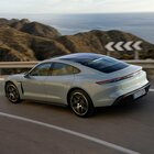 Porsche Taycan 4, non solo stile e prestazioni. Ha anche il nuovo ecosistema digitale PCM