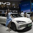 Elettriche (Bev) e plug-in (Phev) in Europa al 26% mercato di aprile. Brand cinesi trainano crescita (+121%)