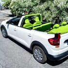 Capri rinnova il parco taxi con le super spiaggine di Vernagallo. Già in servizio le Dacia Jogger 7 posti. Ma “resiste” la Fiat 1500 anni 60