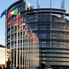 Ue, revisione delle norme CO2 auto resta programmata entro la metà del 2026