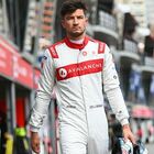 FE, licenza a punti, Dennis (Andretti) a quota 7. In quattro a zero, inclusi gli "italiani" Mortara (Mahindra) e di Grassi (Lola Yamaha Abt)