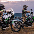 Kawasaki KLE500, a Eicma 2025 torna un'icona: anteriore da 21'' e bicilindrico (anche per neopatentati)