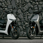 Zero Motorcycles presenta a Eicma 2025 il nuovo scooter elettrico urbano LS1. E rinnova la gamma per il 2026