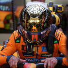 F1: al via i test delle gomme Pirelli per la prossima stagione ad Abu Dhabi, Norris in pista con casco tutto d'oro