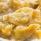 Tortelli in brodo di cappone