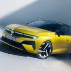 Stellantis, offensiva a Bruxelles. Nuove Opel Astra e Peugeot 408, Tris Fiat per il trasporto urbano e un'Alfa Giulia targata Luna Rossa