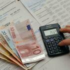 immagine Bollette, possibile sconto su gas e luce fino a 100 euro: quando potrebbe arrivare. Il confronto con i costi in Ue