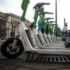 Monopattini ancora senza targa, manca la piattaforma per ottenerla. Provvedimento slitta ad aprile