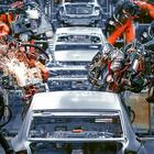 Germania, nel 2025 crollo profitti settore auto (-44%), mai cos&igrave; basso dal 2020. Insieme Bmw, Mercedes e VW a quota 24,9 mld