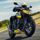 Honda CB750 Hornet 2026 E-Clutch: tecnologia e carattere. La naked evolve con la frizione elettronica e una ciclistica raffinata