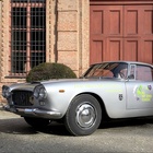 Asi attraversa l'Italia con una Lancia Flaminia GT Touring a bio-benzina