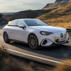Mercedes Classe C elettrica: 800 km di autonomia, Cx di 0,22, schermo da 39,1 pollici e scatto 0-100 km/h in 4"