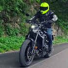 Yamaha MT-09 Y-AMT, la fun bike giapponese diventa "automatica" e diverte ancora di pi&ugrave;: la nostra prova