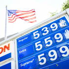 Trump valuta stop a imposta federale sulla benzina. Segretario all'Energia: &laquo;Finch&eacute; i prezzi dei carburanti resteranno alti&raquo;
