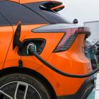 Mobilit&agrave; ecologica: nel 2035 in Italia 8 milioni di auto elettriche e plug-in con meno dipendenza dal petrolio