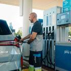 Eni accordo con BMW Group per utilizzare biocarburante diesel Hvo di Enilive nelle flotte aziendali