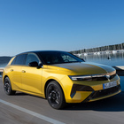 Rinnovata l&rsquo;Astra anche Sports Tourer. Opel ci mette la firma molto luminosa
