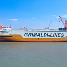 Grimaldi schiera la Grande Pacifico Grimaldi: incrementata la capacità di trasportare auto nuove