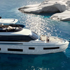Azimut protagonista allo Yachting Festival di Cannes. In primo piano il Fly 70, lo yacht con terrazza sul mare