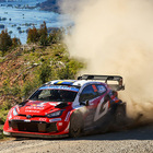 Wrc, Solberg vince il Rally del Cile e Toyota il sesto mondiale a squadre di fila. Lotta a tre per il titolo piloti