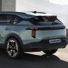 Dacia, due anteprime mondiali al Salone di Parigi: nuova Spring e il crossover Striker
