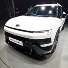 Hyundai Bayon: la seconda generazione cambia volto, diventa un Suv e introduce il full hybrid