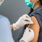 Certificato per i vaccinati, Miozzo: «Ora accelerare», il Lazio al via da febbraio