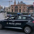 Mafia a Bari, chiesero aiuto al clan per punire l'automobilista che le aveva insultate: indagate le due vigilesse