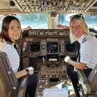 Malpensa, in cabina di pilotaggio sul Boeing 747 solo donne: prima volta in Italia FOTO