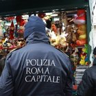 Piazza Navona, sequestrati i banchi del mercatino di Natale. «Violate le norme di sicurezza»