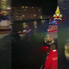 Venezia, barchino affonda nel canale della Giudecca: 5 salvati dal vaporetto in acqua