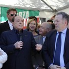 Berlusconi, affondo anti-5Stelle e apre al Pd: strappo con la Lega