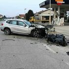 Il Suv gli taglia la strada: motociclista si schianta con la Suzuki e muore sul colpo