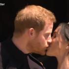 Il primo bacio da marito e moglie tra Harry e Meghan Video