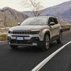 Jeep Avenger conserva il dna offroad anche e-Hybrid. Dal fango all’asfalto con sistema mild-hybrid da 48 Volt