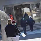 Civitavecchia, altri due anziani morti e 7 nuovi positivi: 4 sono operatori sanitari