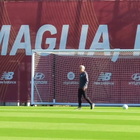 Mourinho, alta tensione in allenamento: prima caccia il fotografo, poi se la prende col preparatore
