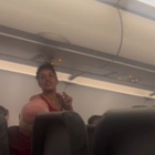 Scoppia la rissa tra due donne sul volo per Los Angeles: l'aereo costretto a dirottare