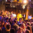 Focolaio Covid in una discoteca di Bordeaux, contagiate 81 persone: da domani scatta il Green Pass obbligatorio