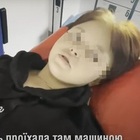 Ucraina, l'eroismo di una 15enne: ferita, guida per 30 km (attraverso le mine) per salvare due persone