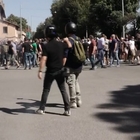 Roma, scontri al Circo Massimo al corteo dei neofascisti
