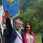 Saluto fascista, la Procura manda a processo l'ex sindaco di San Giorgio a Liri, Modesto Della Rosa