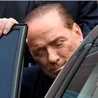 Berlusconi ricoverato al San Raffaele: inizio di polmonite bilaterale