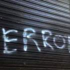 "Terroni" sulla sede della Lega a Massafra: la foto fa il giro del web "Terroni" sulla sede della Lega a Massafra: la foto fa il giro del web