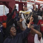 Migranti: Ue coordina trasferimenti per Ocean Viking