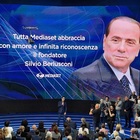 Berlusconi, il discorso di Pier Silvio ai dipendenti Mediaset: «Da domani torniamo ad essere quello che siamo sempre stati»